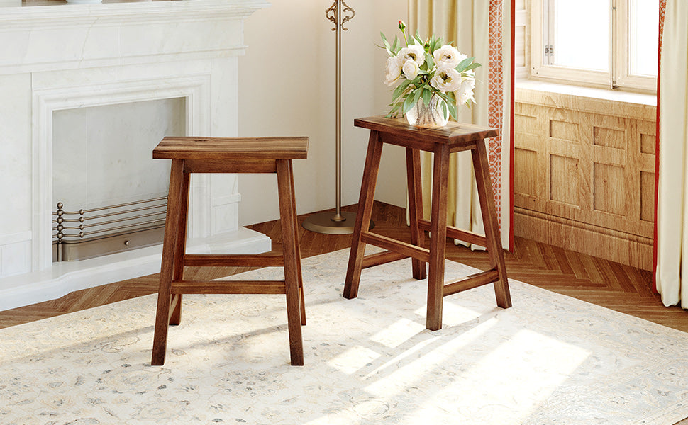 Walnut dining set — detail view