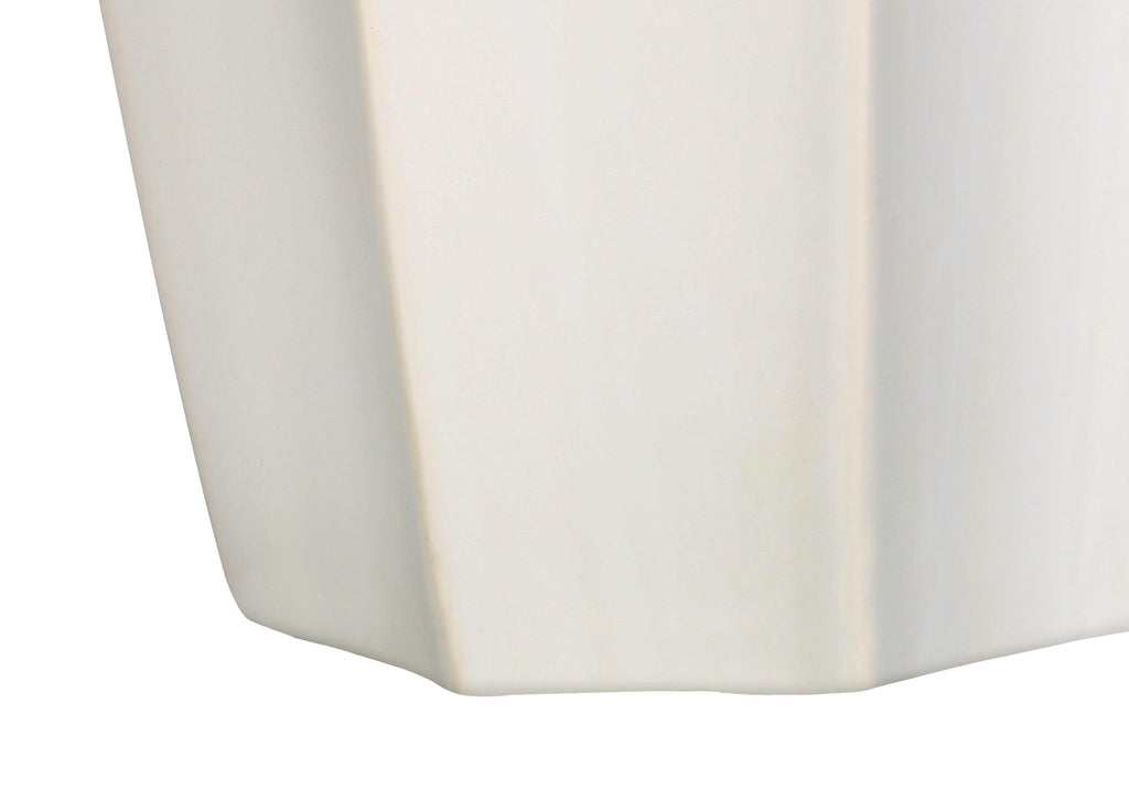 Cream table lamp — detail view